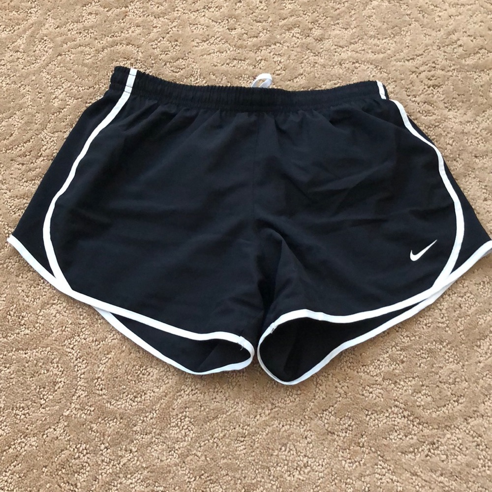black nike dry-fit shorts